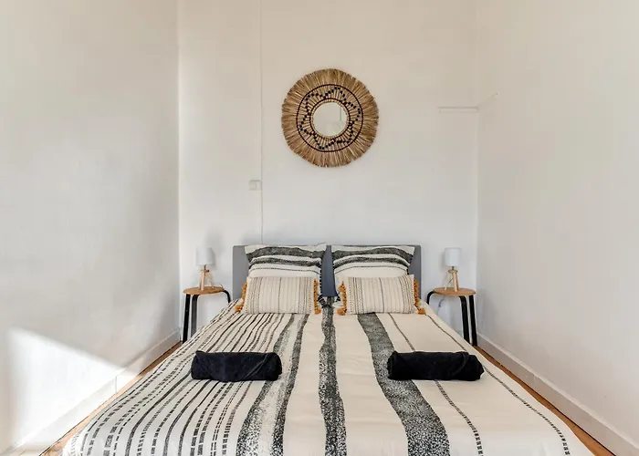 El Marty - - Climatisation - Parking Gratuit - Wifi Apartament