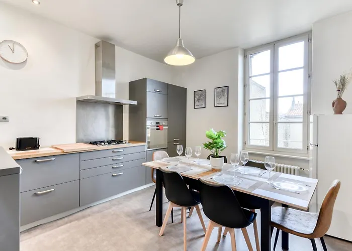 El Marty - - Climatisation - Parking Gratuit - Wifi Apartament *